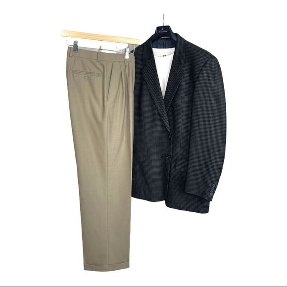 Brooks  Brothers 346 wool stretch pleated pants with cuffs - Picture 7 of 7